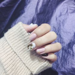 -柴小姐美睫美甲