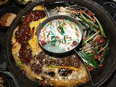 -渝涯重庆豆花老火锅(中赢国际店)