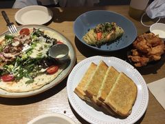 -HELLO 27 意面·沙拉·帕尼尼