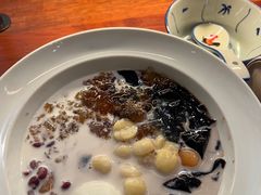 -RUXU入续糖水铺与包(卓悦中心店)