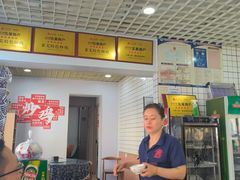 -八两八金·莱芜特色炒鸡(市南漳浦路店)
