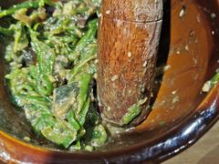 皮蛋青椒擂茄子-费大厨辣椒炒肉(皇庭广场店)