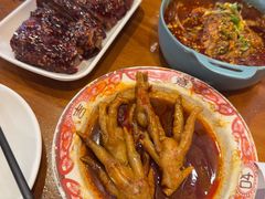-爆炸头阿姨小四川正宗川味小吃(无任何分店)