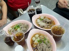 -榮泰米粉湯(Left Shop)