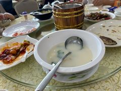 -鹏城人家海鲜酒家·23年老字号(较场尾店)