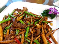 茶树菇炒牛柳-八景休閒山莊  廣東十大名山莊