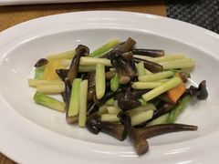-青岛海景花园大酒店·白果树餐厅青岛菜