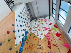 -啸岩馆 Roaring Climbing Gym