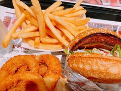 -The Habit Burger Grill 哈比特汉堡(爱琴海店)