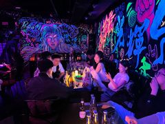 -vimi便利店酒吧