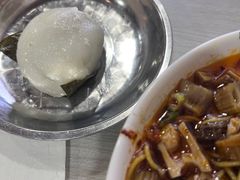 -崇州余荞面(落虹桥店)