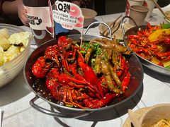 -巴厘龙虾·榜首油焖大虾(音乐学院·沿江酒馆店)