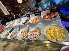 自助取餐区-怡咖啡海鲜自助餐厅(浦东香格里拉店)