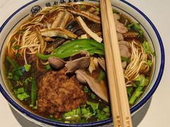 -镇南锅盖面馆(解放路店)