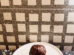 巧克力榛子酥酥球-OUR Bakery(国贸商城店)