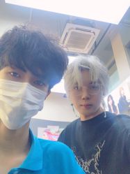 -藤野造型专业烫染接发