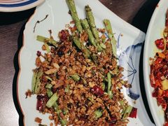 -川流不息·地道川菜·小龙虾(松东路店)