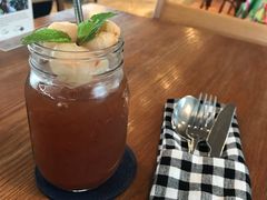 -ROAST coffee & eatery