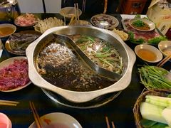 -岗上渣渣老火锅(两路口店)