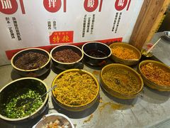 -桂林卤王米粉(滨江路店)