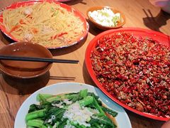 -先启半步颠小酒馆(虹桥龙湖天街店)