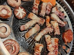 -嘿嘟嘟·肋条烧肉放题(爱融荟城店)