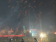 -巴陵广场