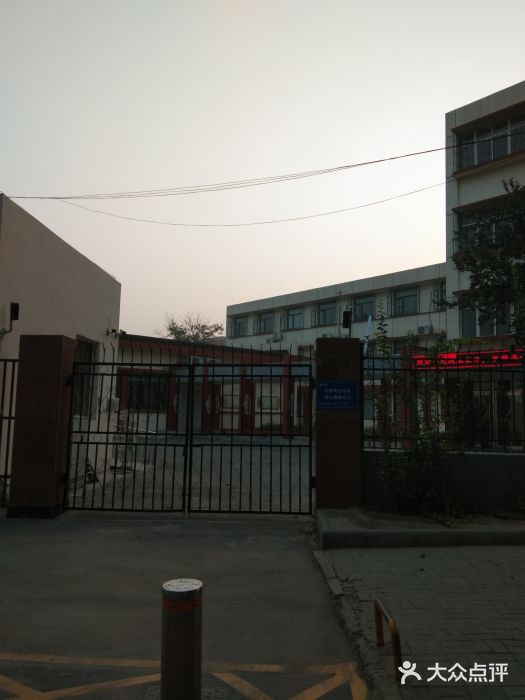 金沙江路小学图片