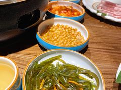 -明洞阿姨·韩式酱蟹烤肉·创意料理(三元桥店)