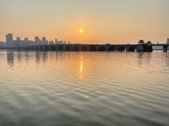 -麦当劳(得来速车道点餐 五里墩店)