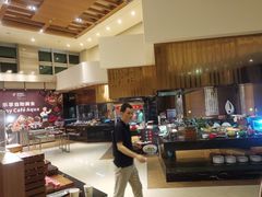 -月色西餐厅·海鲜刺身·烧烤(科学城保利郡雅酒店)