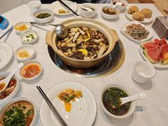 -天宜隆蘑菇宴火锅(石景山旗舰店)