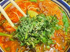 -云阿蛮云南生烫牛肉米线(奉贤路店)