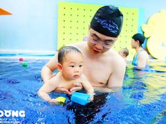 -龙格亲子游泳俱乐部(泊富中心)
