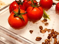 番茄脆菇沙拉-小大董·烤鸭(观景餐厅·南京西路店)