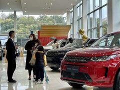 -上海伟杰·捷豹路虎4S店(闵行店)