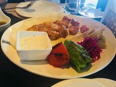 -Efes Turkish & Mediterranean Cuisine 艾菲斯餐厅(陆家嘴店)