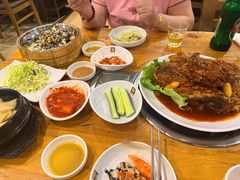 -喇喇排骨火锅·传统韩式脊骨汤(望京西园总店)