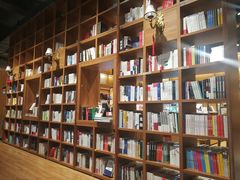 -百新书局(尚悦湾店)
