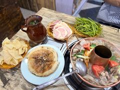 -香香腊排骨.野生菌火塘总店(束河店)