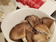 -海底捞火锅鲜切牛肉主题店(长寿路店)