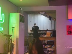 -夜火烤摊·东北烧烤酒场·老杨小黄鱼