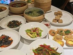 -醉辉皇上海之巅(上海中心大厦店)