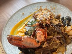 -Mark&Mars Restaurant