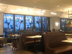 -港丽餐厅(高德置地店)