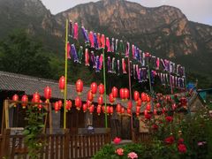 -百里峡七彩艺术小镇