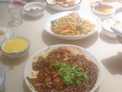 -老码头黑皮肘子锅包肉(赣水路店)