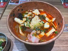 -成都你六姐·牛肉冒菜(信泰中心商场店)