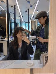 -HAIR CORNER