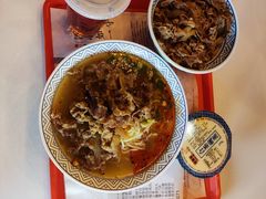 -吉野家(秀谷店)